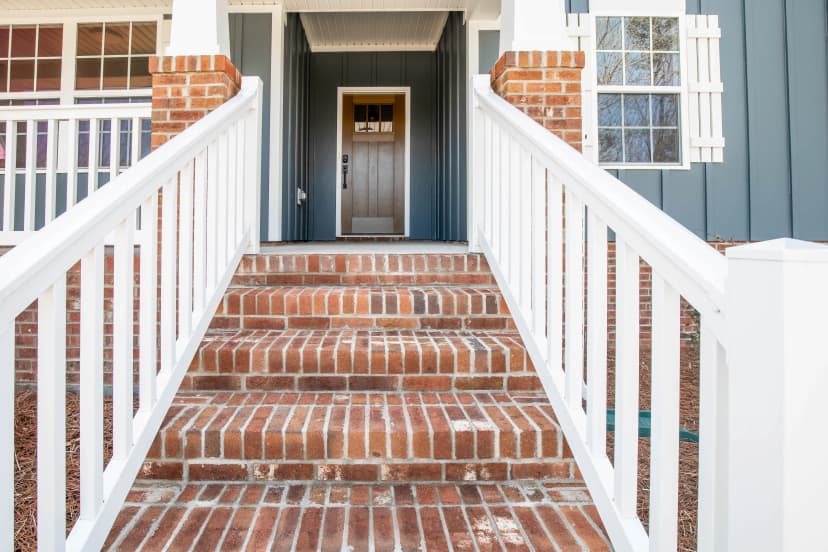 2613 High Meadow Ln photo 3