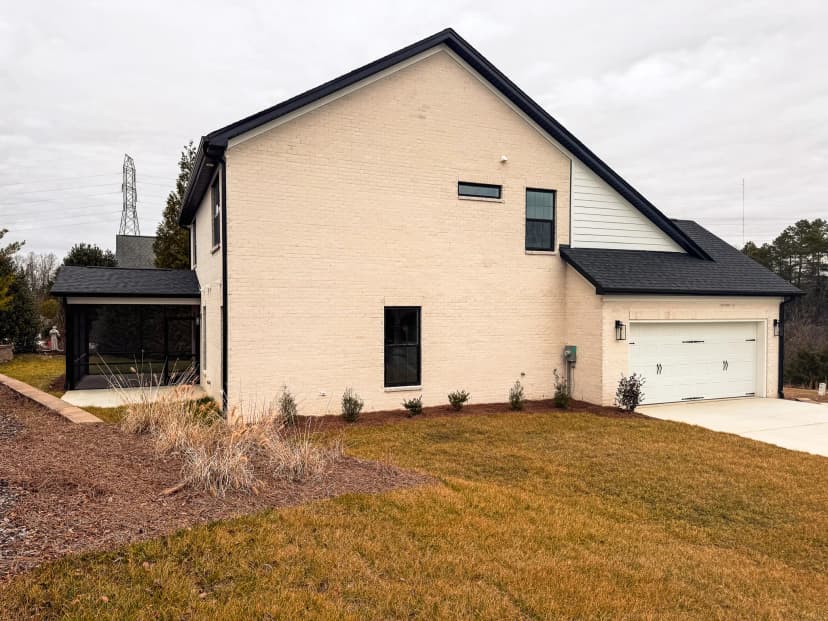 2885 Saint Giles Dr photo 6